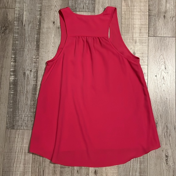 Current Affair Racerback Blouse - Picture 9 of 9